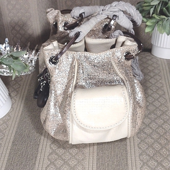 Juicy Couture Y2K Shimmering Linen Shoulder Bag with Wood Charms - Picture 7 of 16